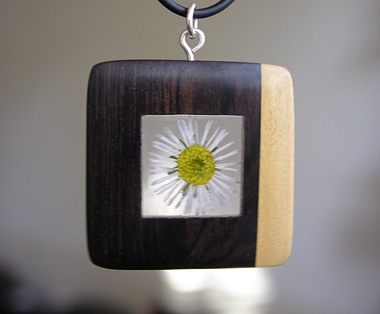 Pendant : $94