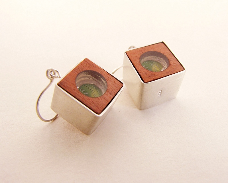 Earrings Silver, Pink Ivory wood and Emerald Nerite : $31