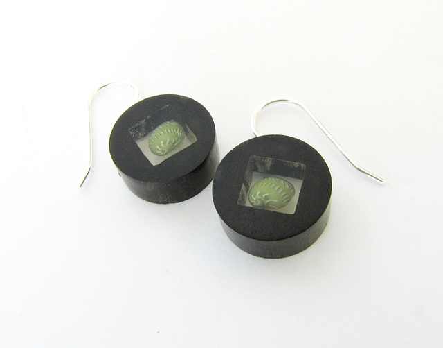 Earrings Ebony Emerald Nerite : $15