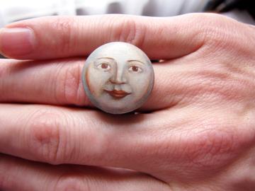 Ring Miniature Moon Face Portrait : $225