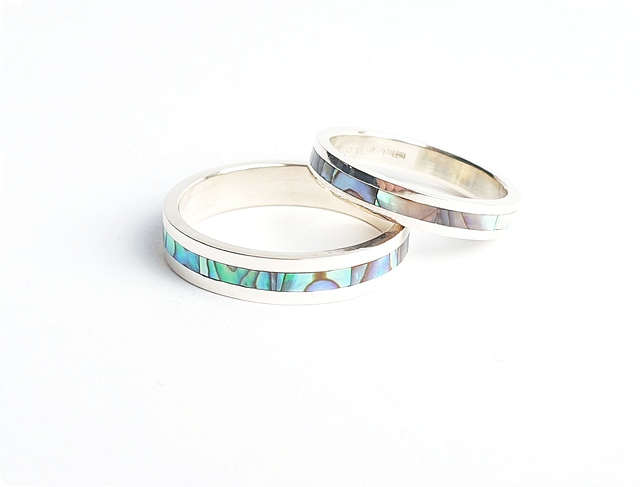 Wedding Band Ring, White Gold inlaid Paua Abalone Mother of Pearl inlay