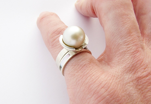 Wedding Set White Gold with Tahitian Pearl with Mother of Pearl Inlay