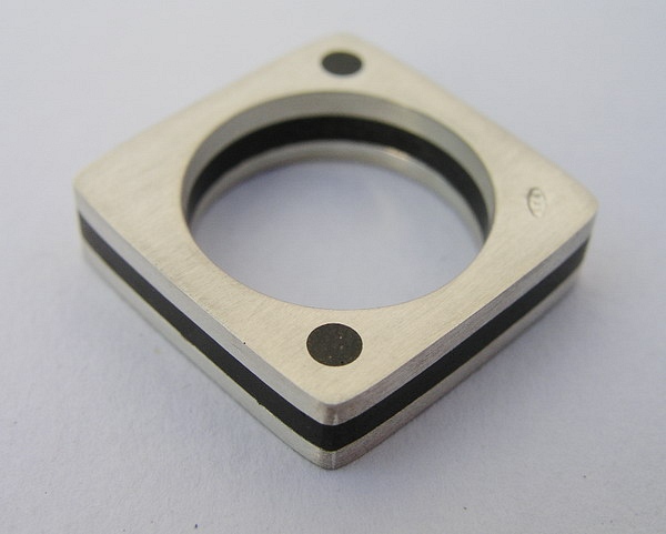 Ring Silver and Ebony : $81